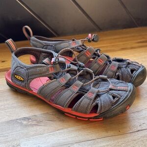 Keen Kids' Charcoal and Coral Sandals